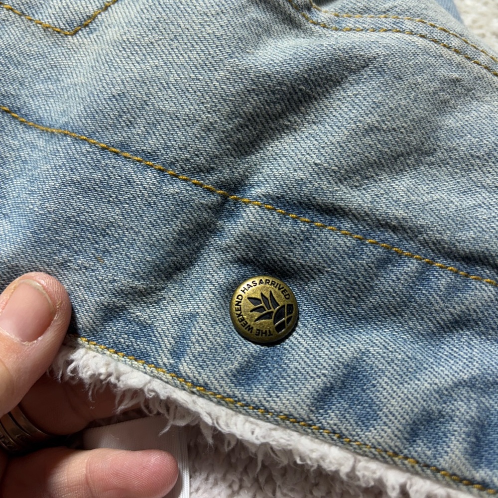 Chubbies Sherpa‎ Lined Denim Trucker Jean Jacket Size Small - Picture 5 of 9